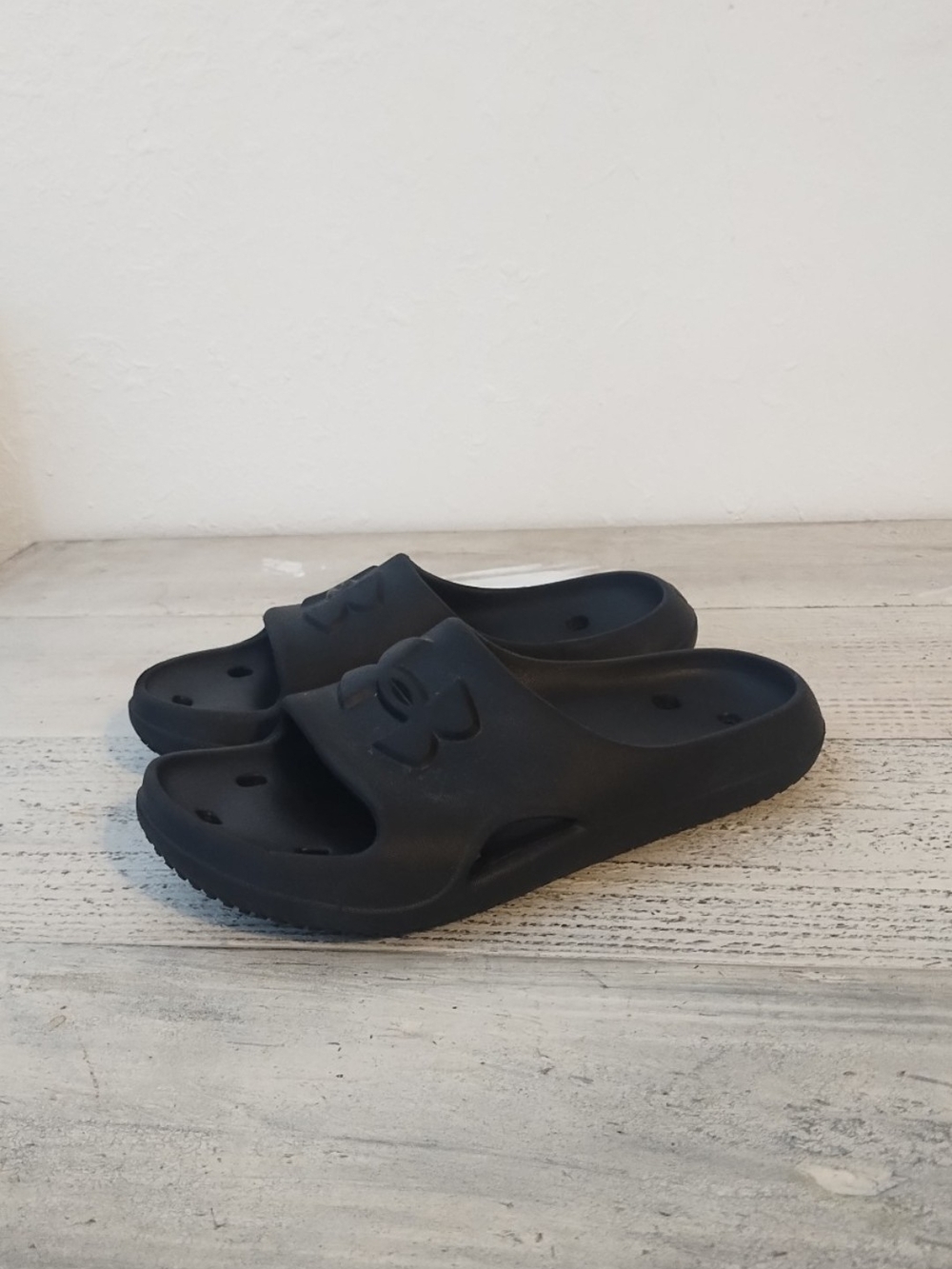 Under Armour Kids Black Slip-On Slide Sandals